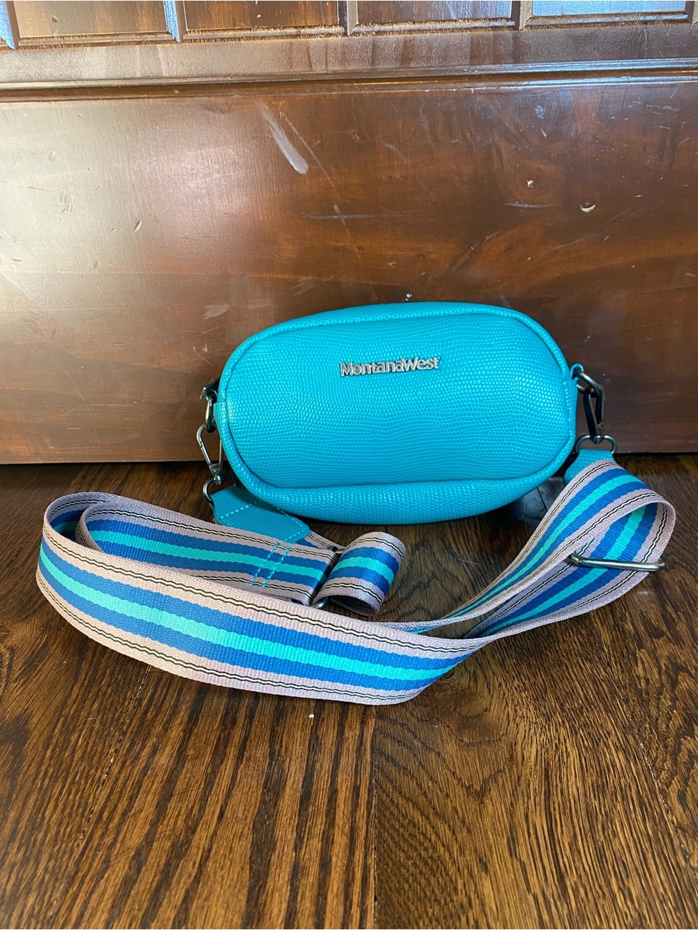 Montana West Small Crossbody Mini Pouch Adjustable Strap Bag